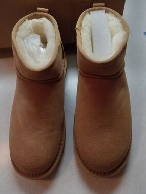 Cozy Shearling-Lined Ankle Boots - Chestnut Brown